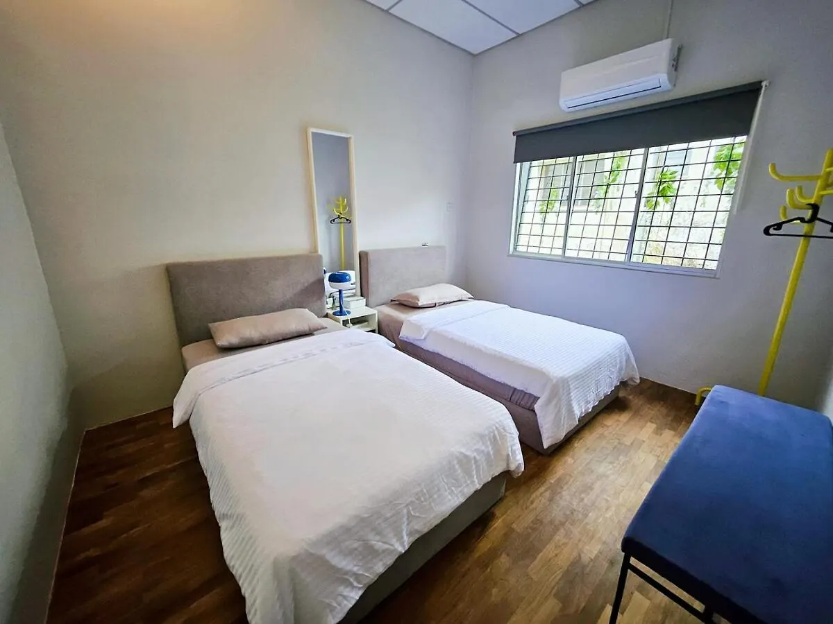 Retro Vintage House 5 Min Ksl, City Square, Ciq Johor Bahru Feriehus